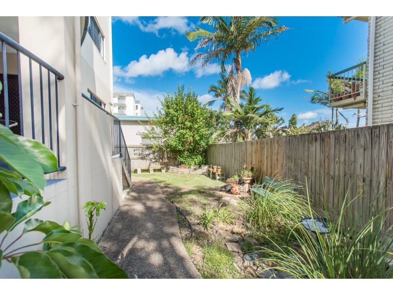 1/9 McNaughton Street, Redcliffe QLD 4020