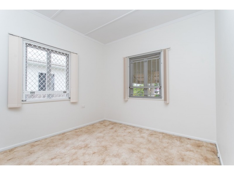 66 Collins Street, Woody Point QLD 4019