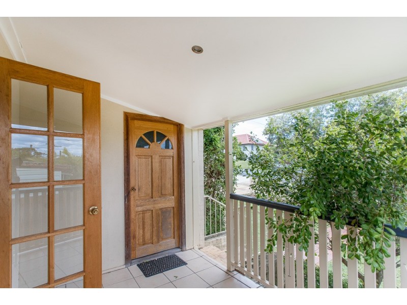 40 Pearl Street, Scarborough QLD 4020