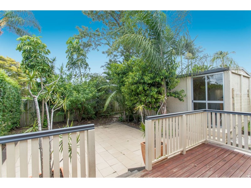 40 Pearl Street, Scarborough QLD 4020