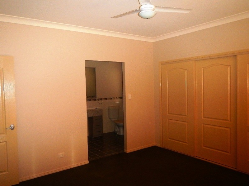 18 Gardenia Parade, North Lakes QLD 4509