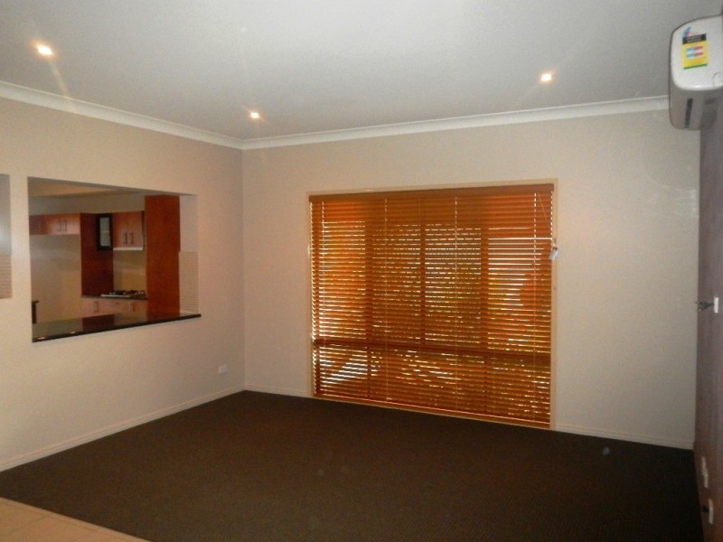 18 Gardenia Parade, North Lakes QLD 4509