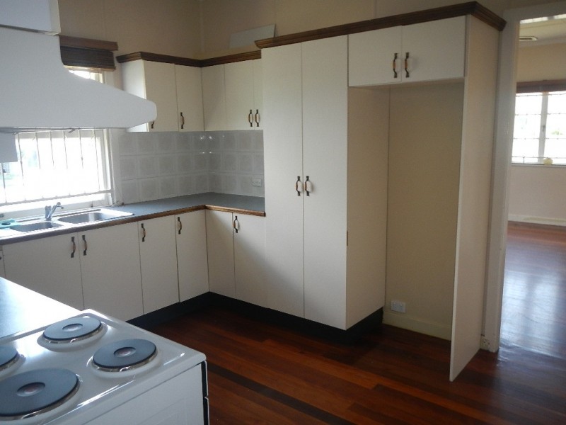 34 Brighton Street, Woody Point QLD 4019