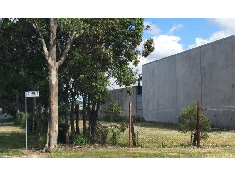 1 Storie Street, Clontarf QLD 4019