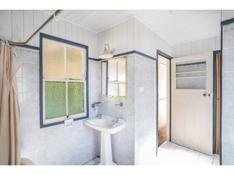 11 Sidney Street, Nundah QLD 4012