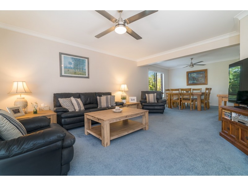 9 Volunteer Street, Newport QLD 4020