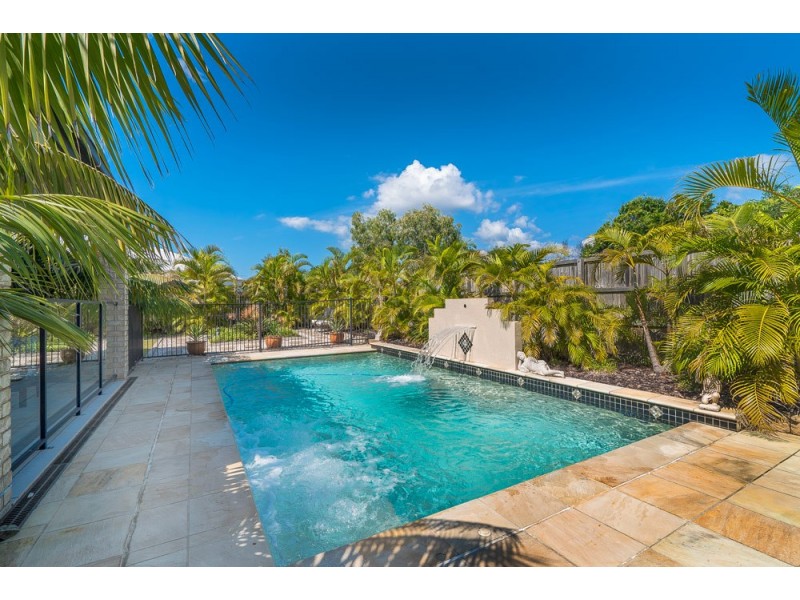 9 Volunteer Street, Newport QLD 4020