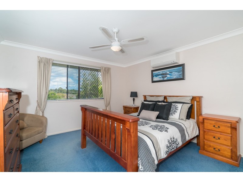 9 Volunteer Street, Newport QLD 4020
