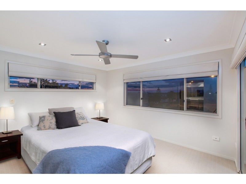 56 Lionheart Crescent, Newport QLD 4020