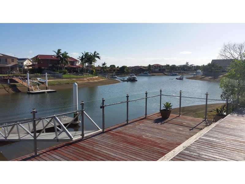 3 Rainbow Court, Newport QLD 4020