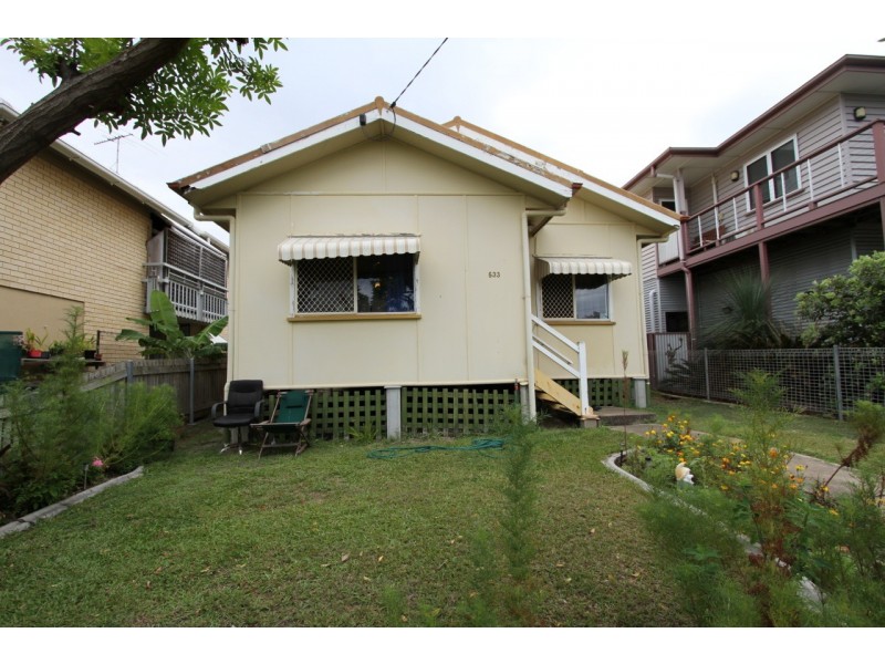533 Oxley Avenue, Redcliffe QLD 4020