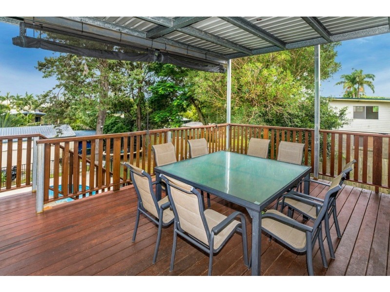 7 Lucas Street, Scarborough QLD 4020