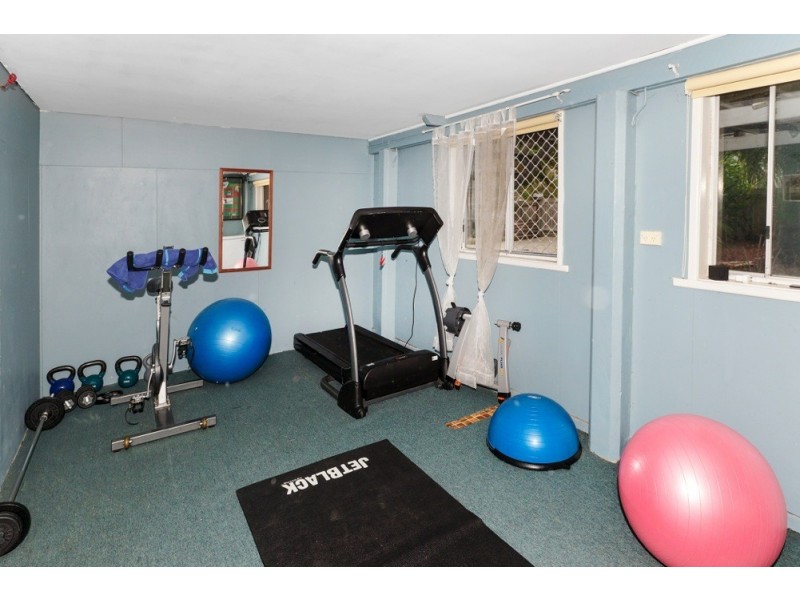 7 Lucas Street, Scarborough QLD 4020