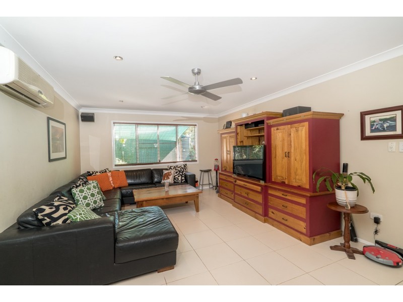 3 Grace Street, Scarborough QLD 4020