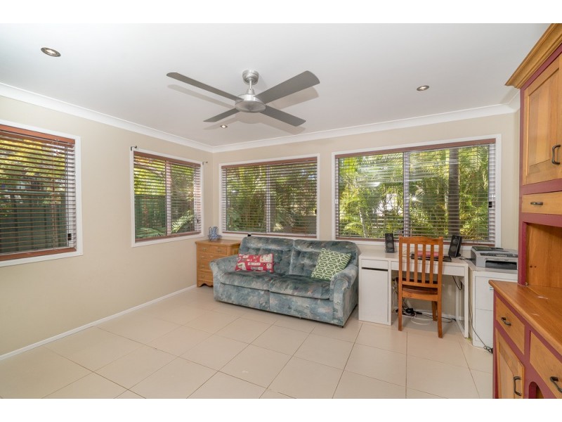 3 Grace Street, Scarborough QLD 4020