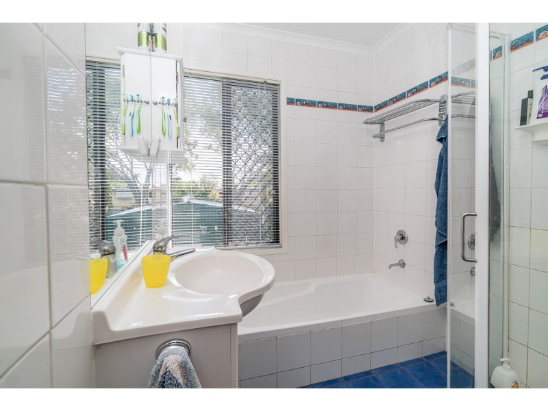 3 Grace Street, Scarborough QLD 4020