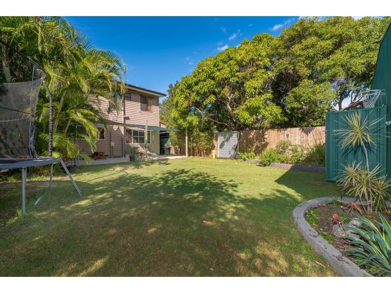 3 Grace Street, Scarborough QLD 4020