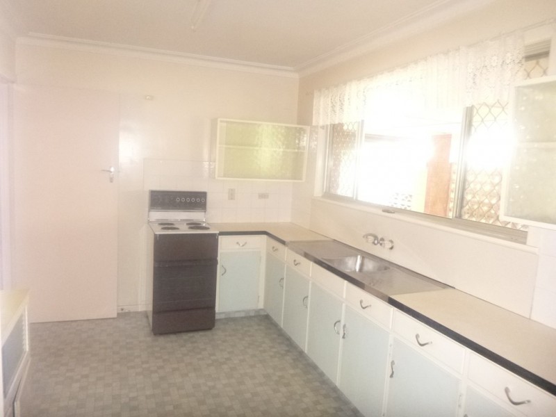 92 Arthur Street, Woody Point QLD 4019