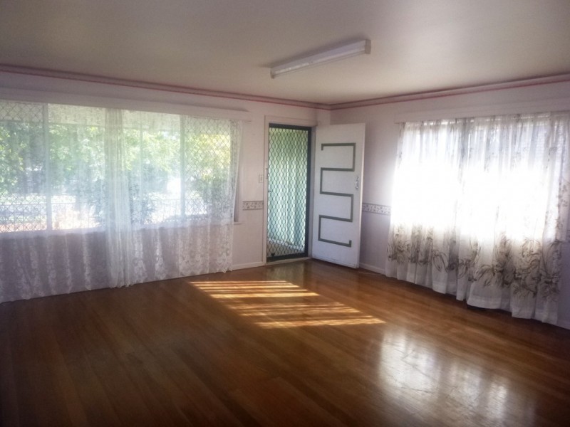 92 Arthur Street, Woody Point QLD 4019