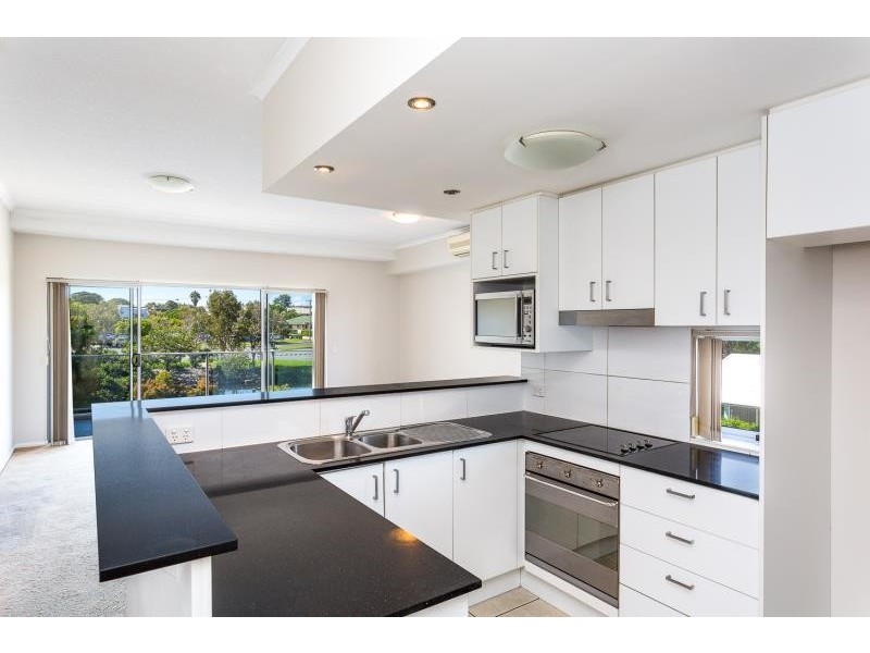 7/1 McNaughton Street, Redcliffe QLD 4020