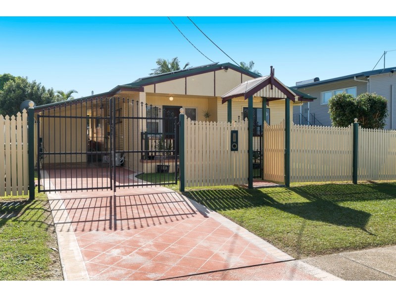 6 Davis Street, Redcliffe QLD 4020