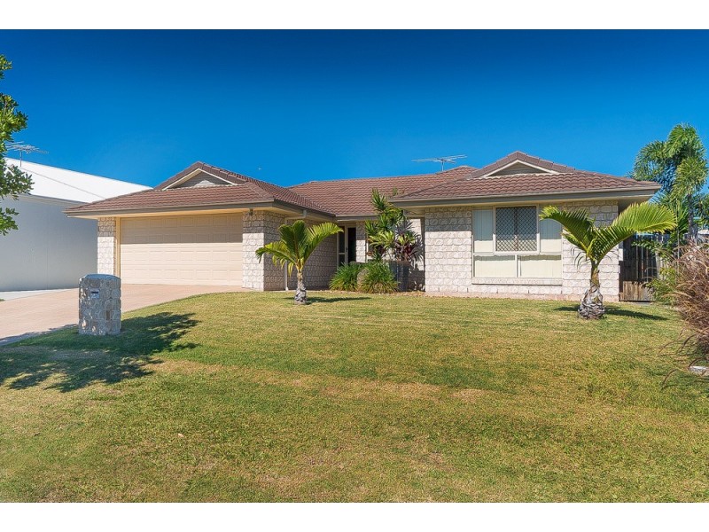 7 Courtney Street East, Rothwell QLD 4022