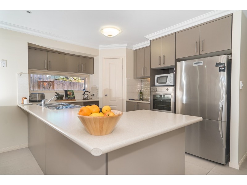 7 Courtney Street East, Rothwell QLD 4022