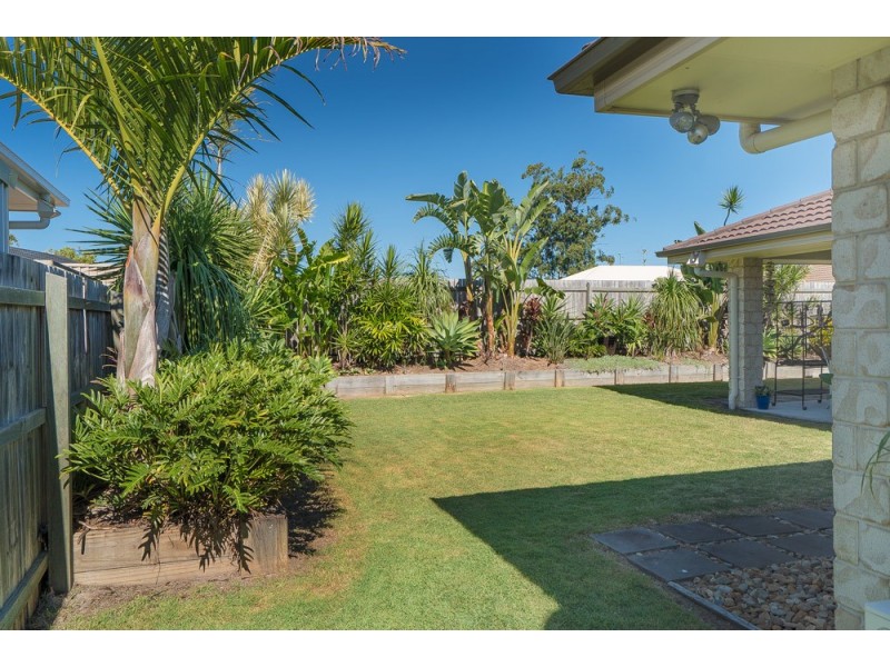 7 Courtney Street East, Rothwell QLD 4022
