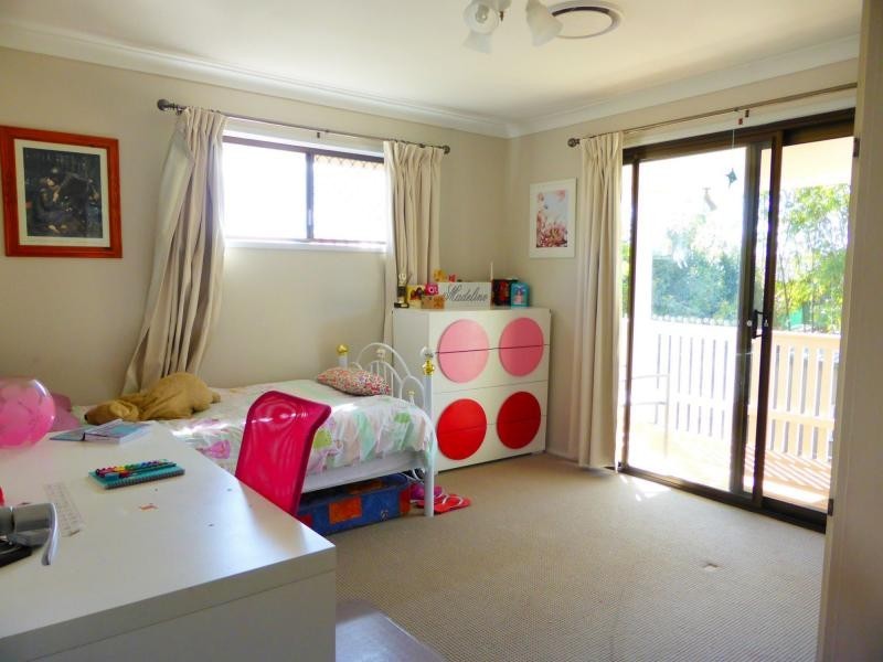 5 Dale Street, Clontarf QLD 4019