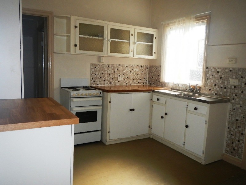 18 Beaconsfield Street, Margate QLD 4019