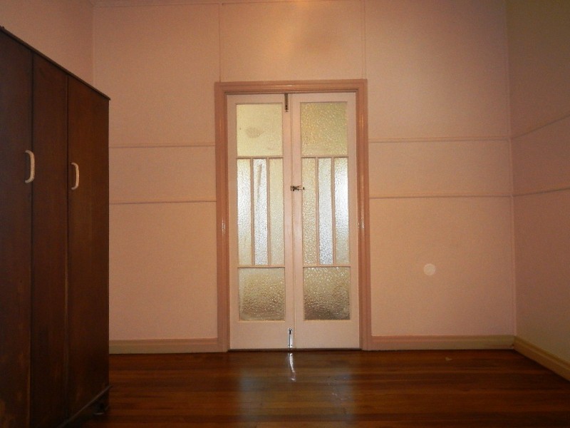 18 Beaconsfield Street, Margate QLD 4019