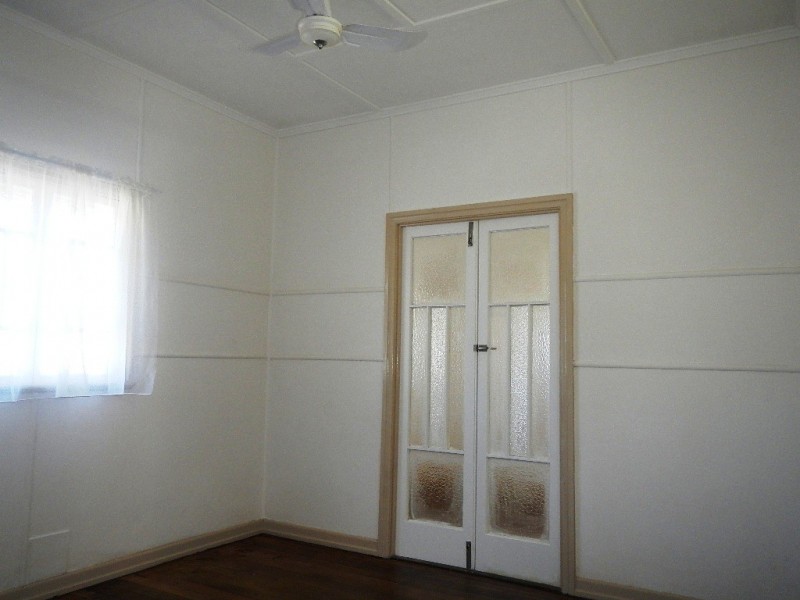 18 Beaconsfield Street, Margate QLD 4019