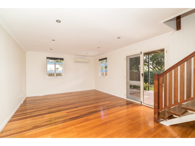 72 Collins Street, Woody Point QLD 4019