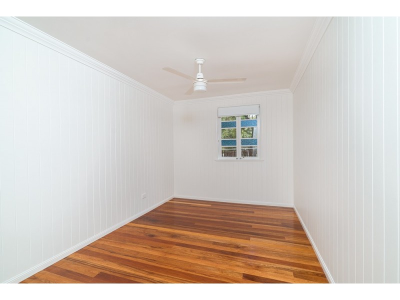 72 Collins Street, Woody Point QLD 4019