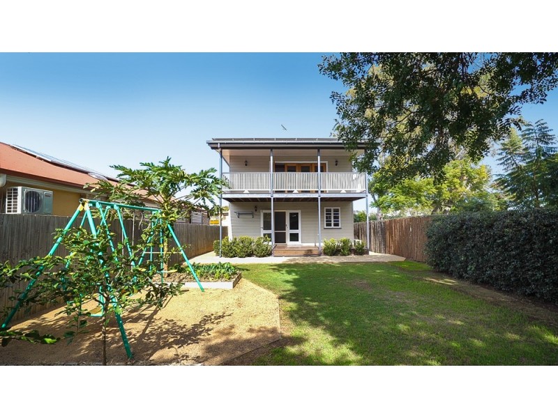 72 Collins Street, Woody Point QLD 4019