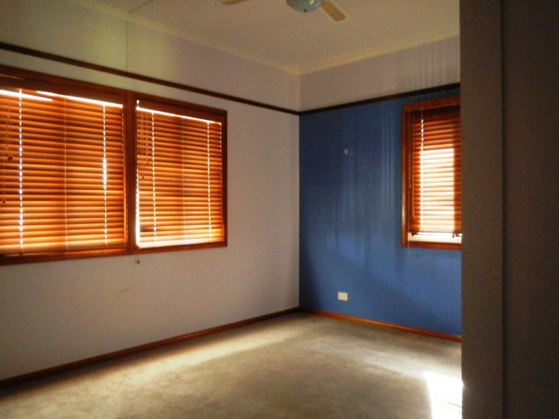 12 Lucas Street, Scarborough QLD 4020