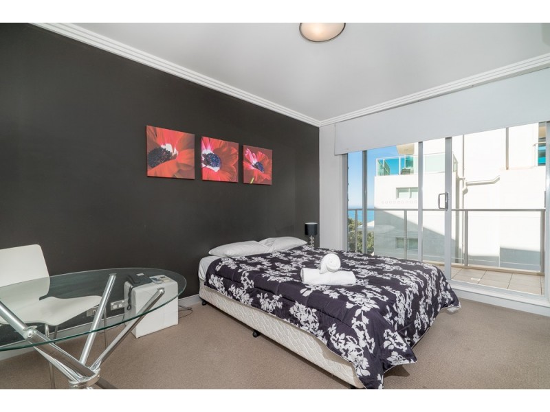21/83 Marine Parade, Redcliffe QLD 4020