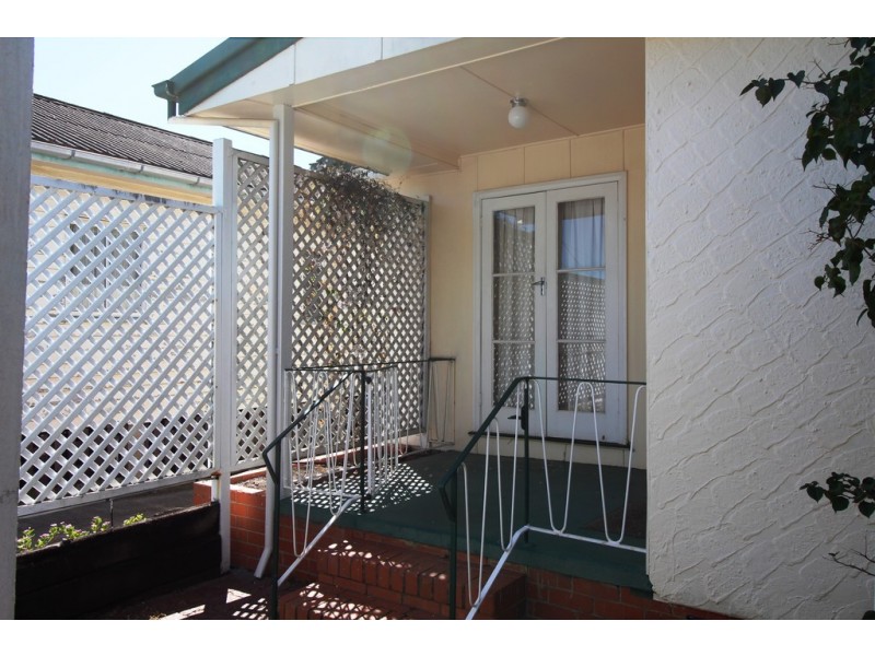 327 Beaconsfield Terrace, Brighton QLD 4017