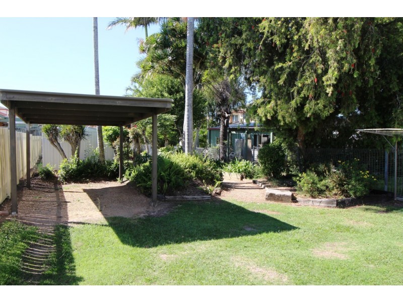 327 Beaconsfield Terrace, Brighton QLD 4017