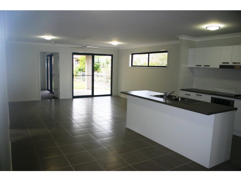 36 Ellen Street, Woody Point QLD 4019