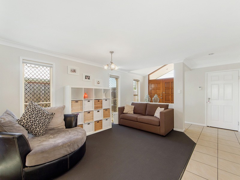 102 Arthur Street, Woody Point QLD 4019