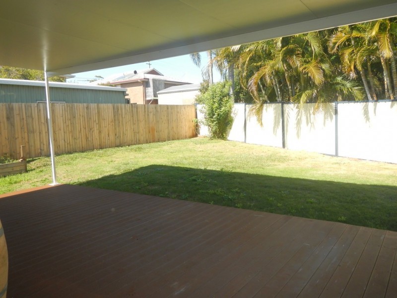 5 Yates Street, Redcliffe QLD 4020