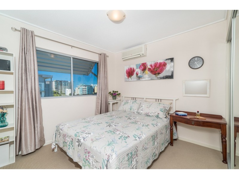 10/2 Louis Street, Redcliffe QLD 4020