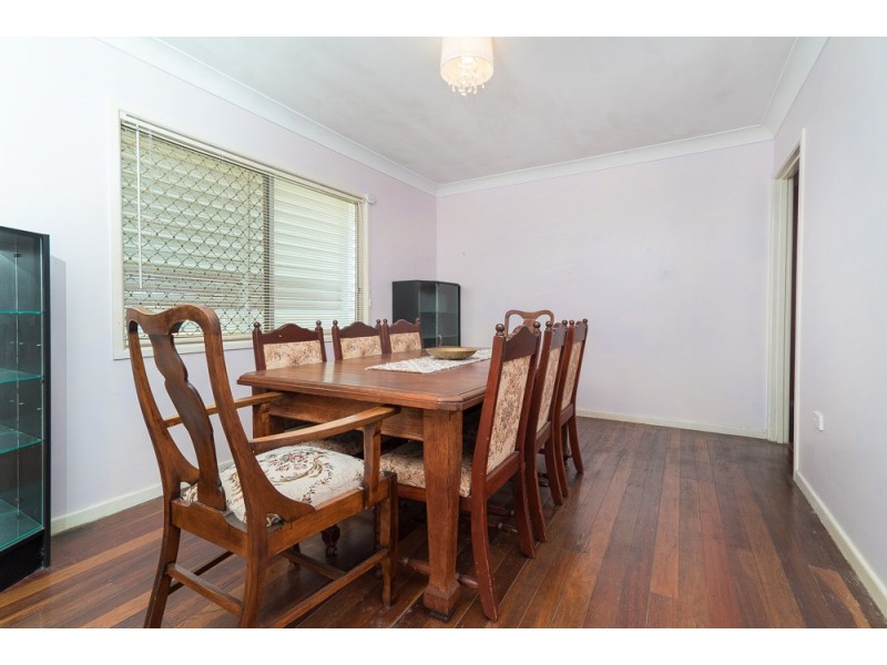 25 Chartwell Street, Margate QLD 4019