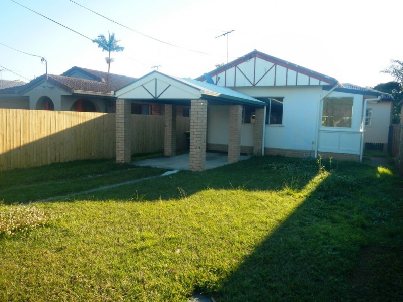 59 Victoria Avenue, Woody Point QLD 4019