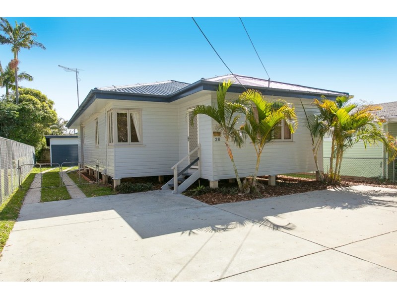 28 Higlett Street, Scarborough QLD 4020