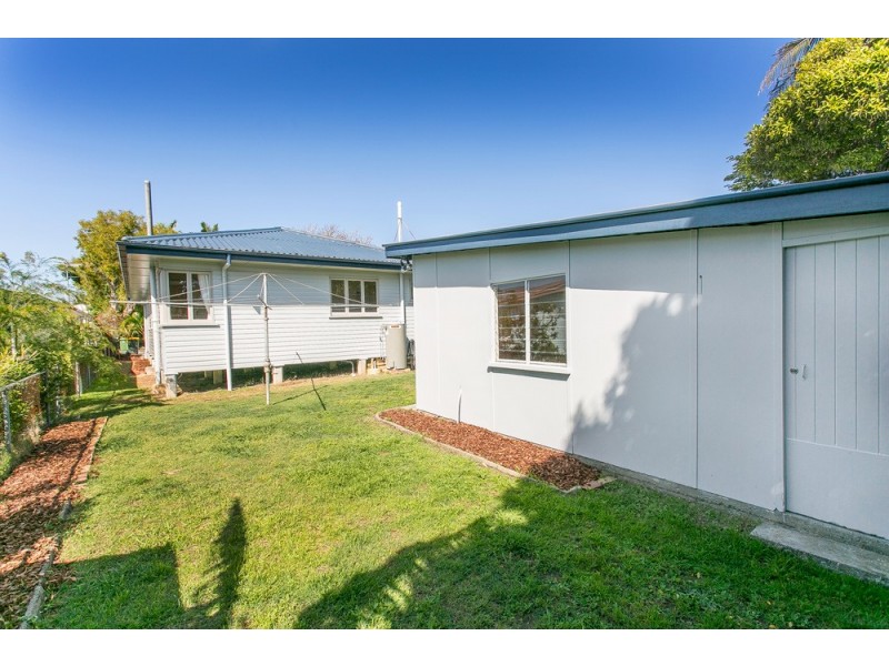 28 Higlett Street, Scarborough QLD 4020