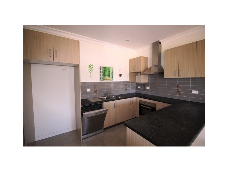 3/42 Greenup Street, Redcliffe QLD 4020