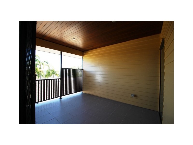 3/42 Greenup Street, Redcliffe QLD 4020