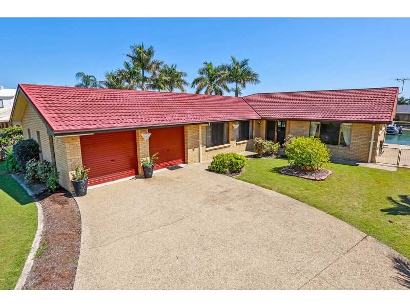 136 Griffith Road, Newport QLD 4020